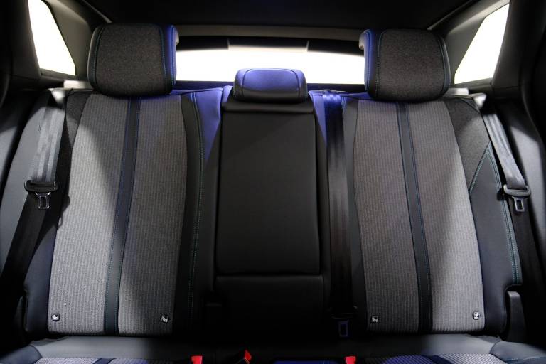 PEUGEOT 3008 33