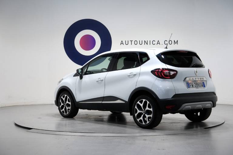 RENAULT Captur 18