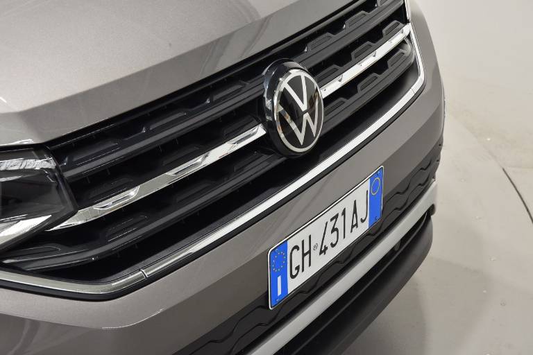 VOLKSWAGEN T-Cross 42