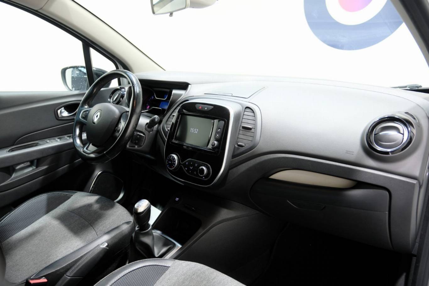 RENAULT Captur 53