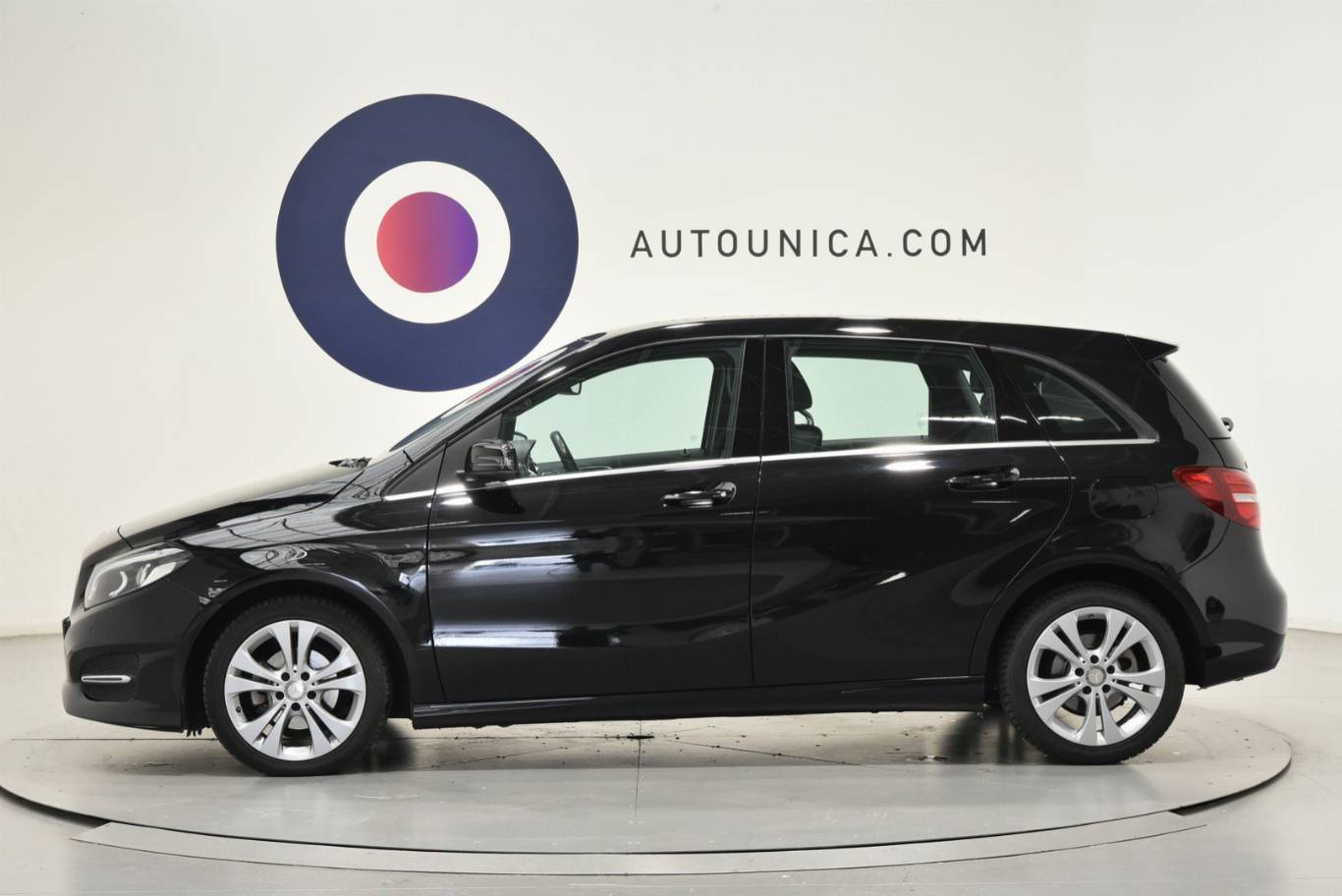 MERCEDES-BENZ B 180 31