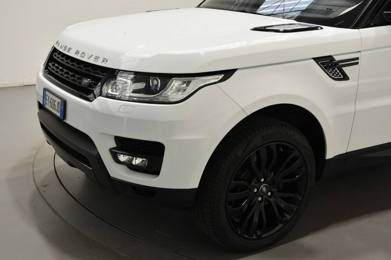 LAND ROVER Range Rover Sport 48