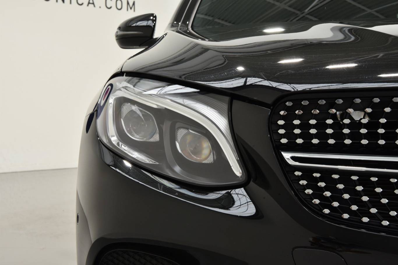 MERCEDES-BENZ GLC 220 17