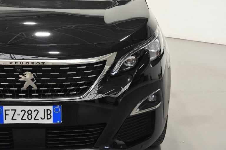 PEUGEOT 3008 14