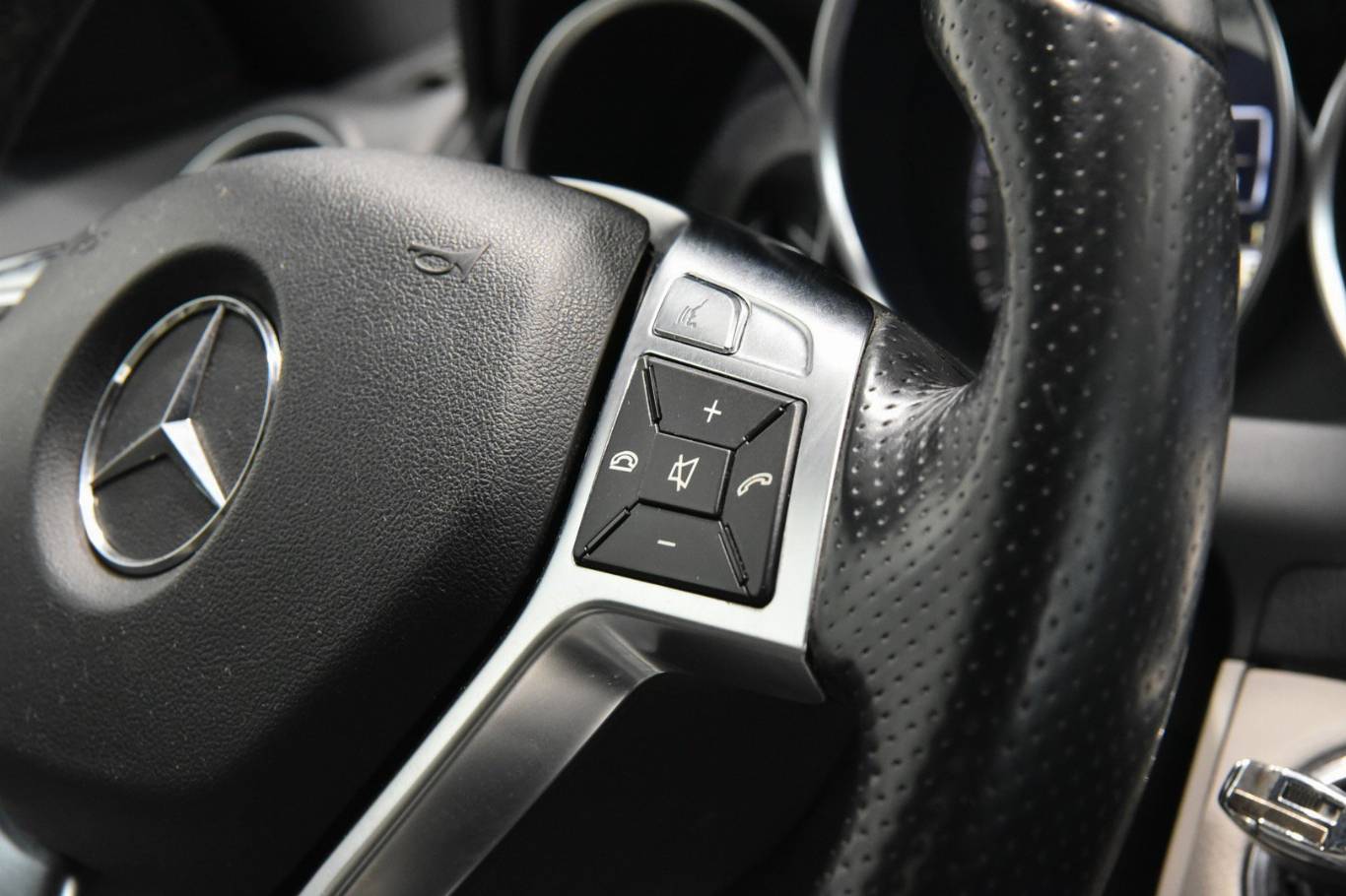 MERCEDES-BENZ C 250 41