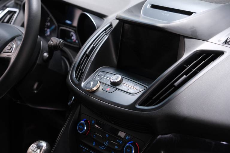 FORD Kuga 53