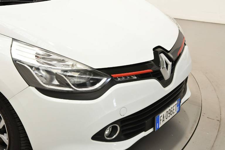 RENAULT Clio 36