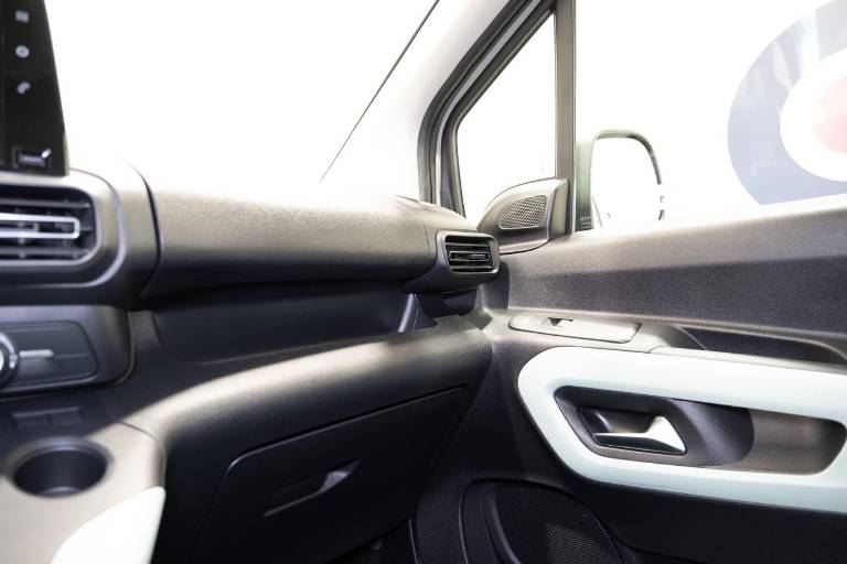 CITROEN Berlingo 30