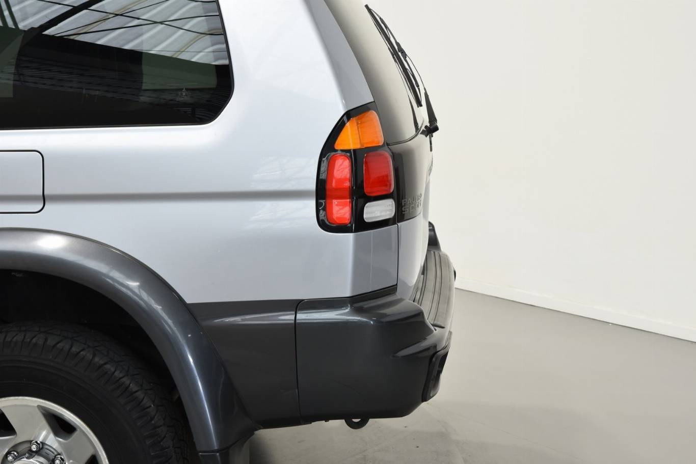 MITSUBISHI Pajero Sport 20