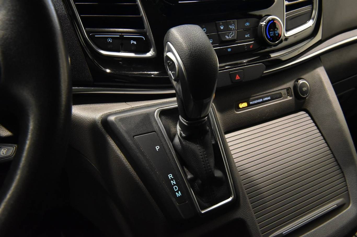 FORD Tourneo Custom 20