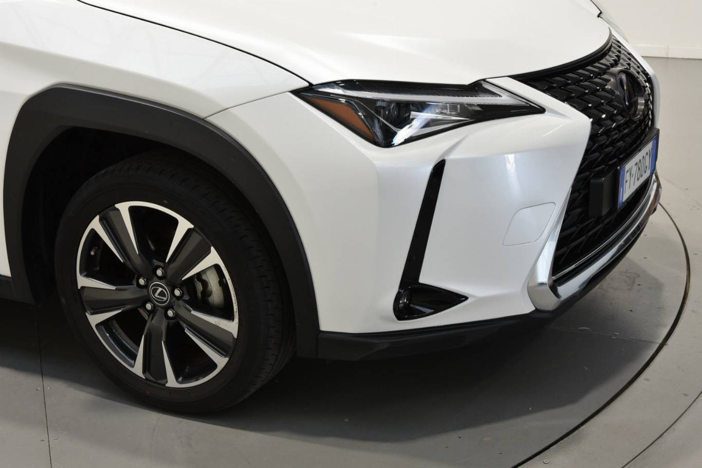LEXUS UX 250h 52
