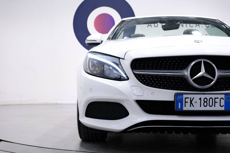 MERCEDES-BENZ C 220 51