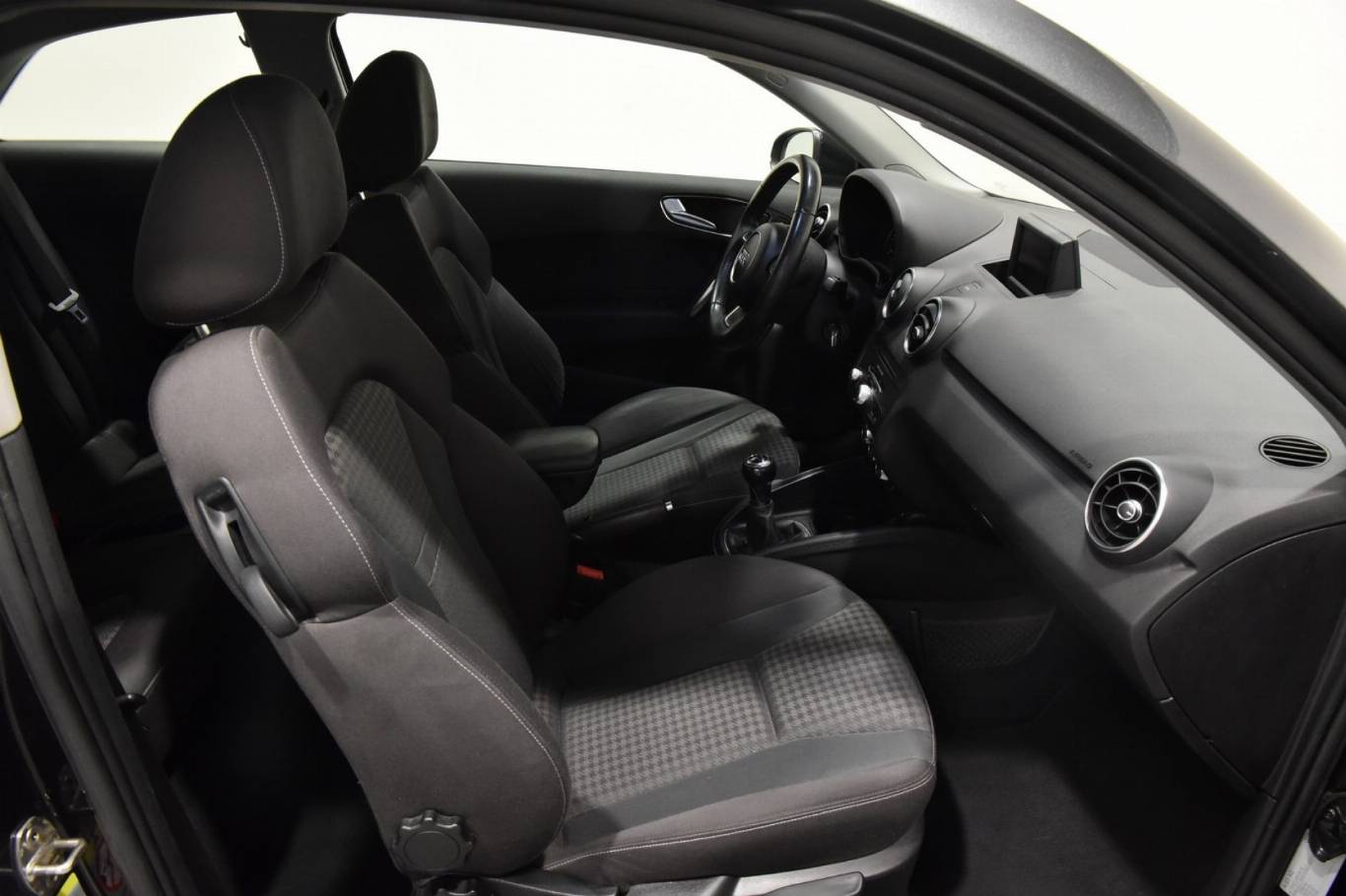 AUDI A1 24