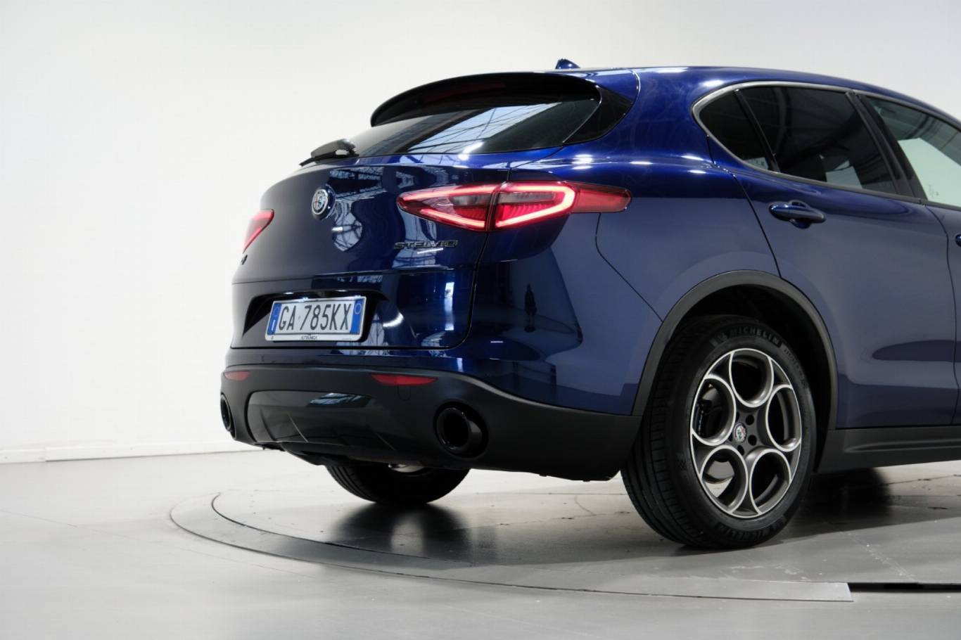 ALFA ROMEO Stelvio 57