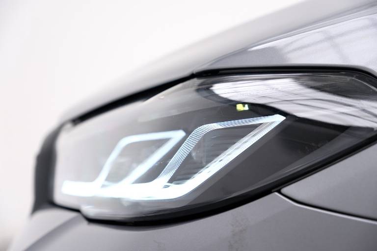 BMW 530 13
