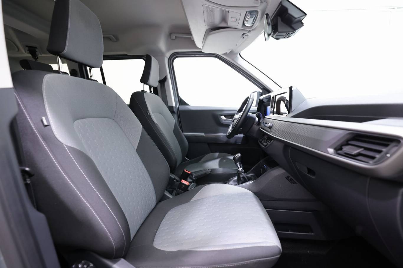 FORD Tourneo Courier 46