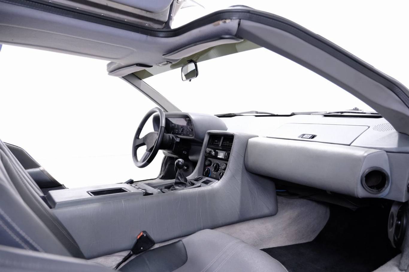 DE LOREAN DE LOREAN 8