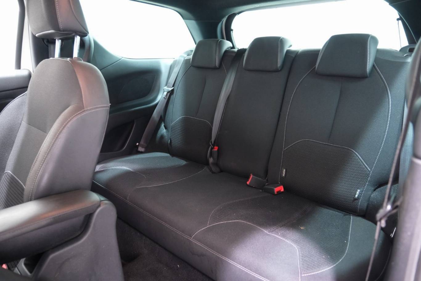 DS AUTOMOBILES DS 3 32