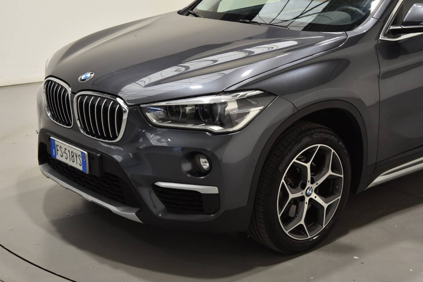 BMW X1 38