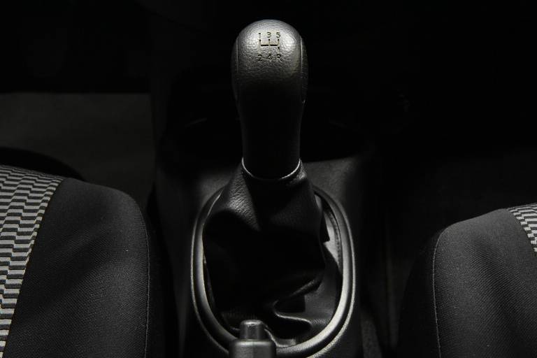 NISSAN Micra 10