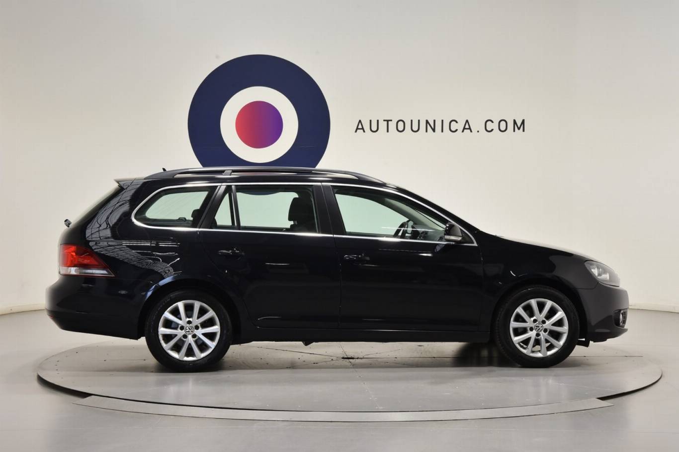 VOLKSWAGEN Golf Variant 10