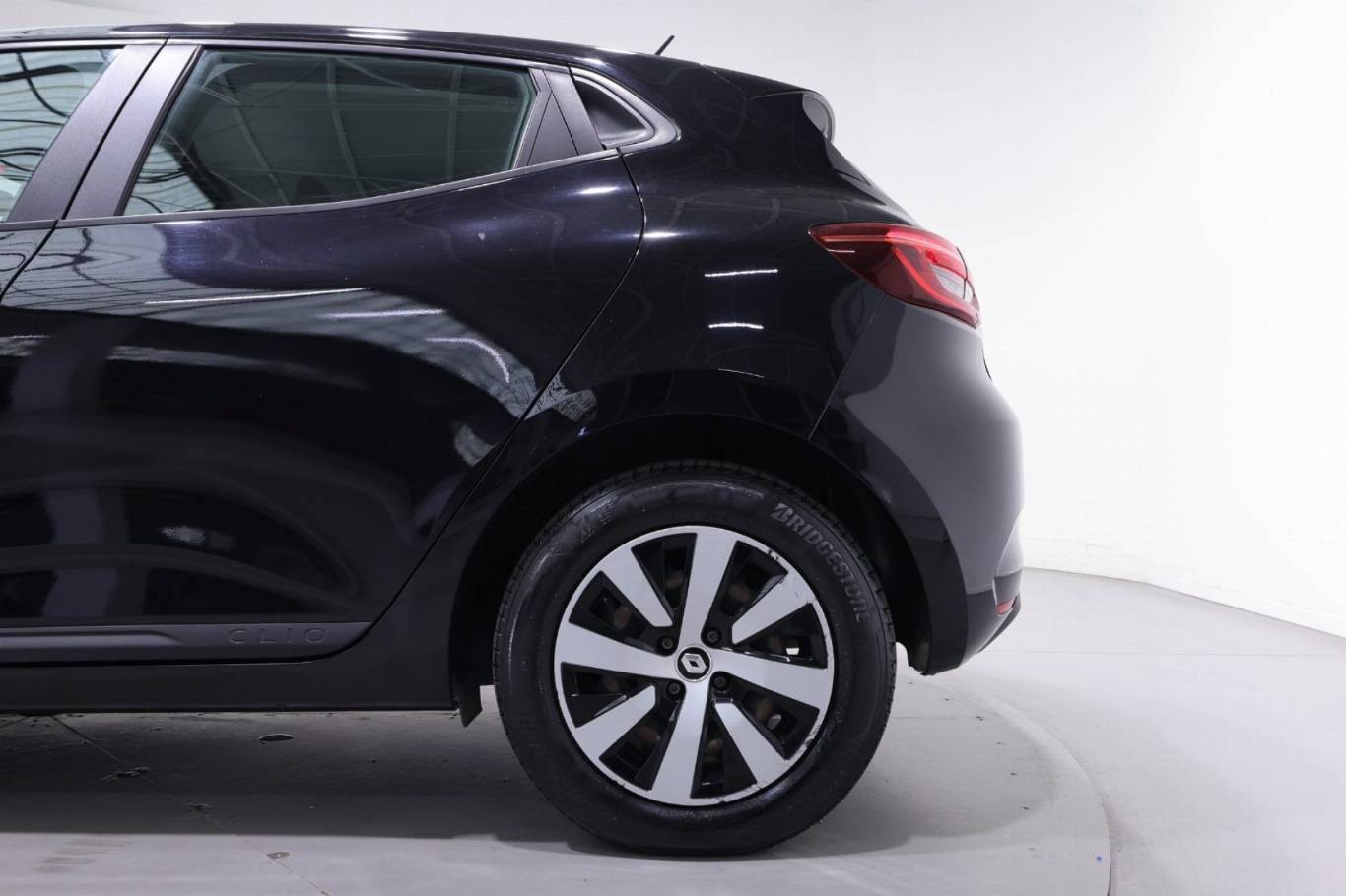 RENAULT Clio 35