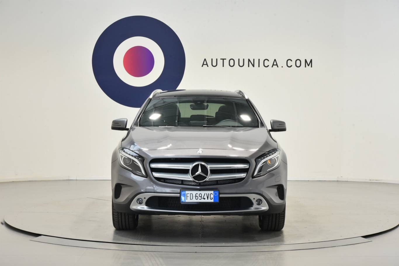 MERCEDES-BENZ GLA 200 5