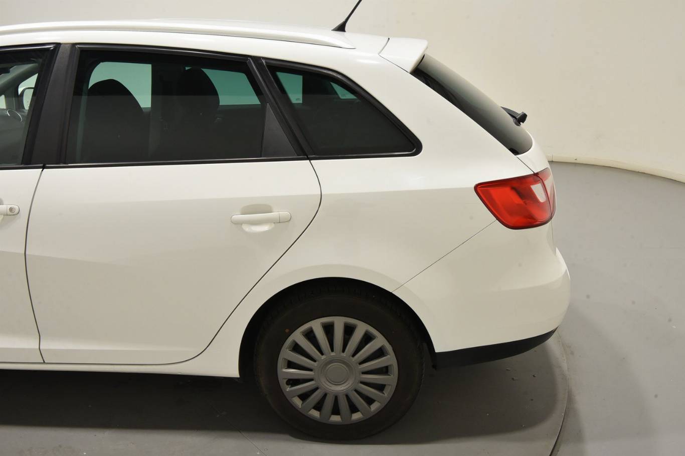 SEAT Ibiza 33