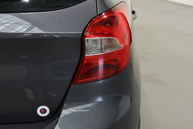 FORD Ka+ 19
