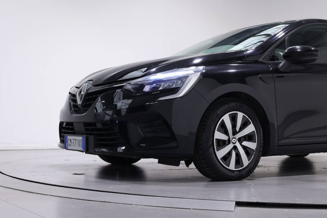 RENAULT Clio 11