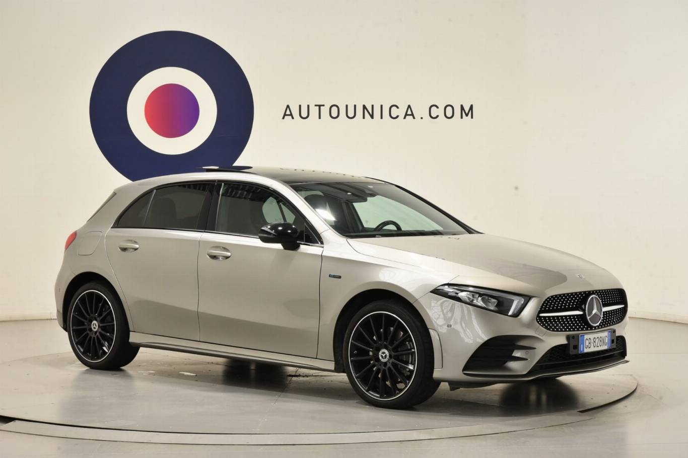 MERCEDES-BENZ A 250 29