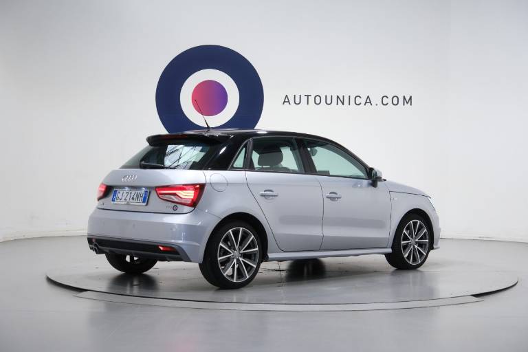 AUDI A1 15