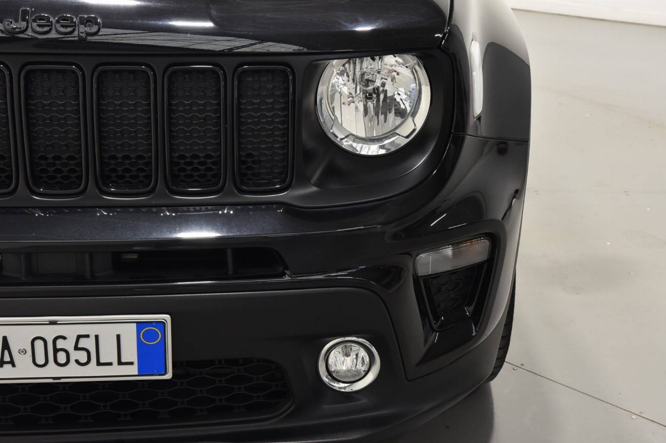 JEEP Renegade 32