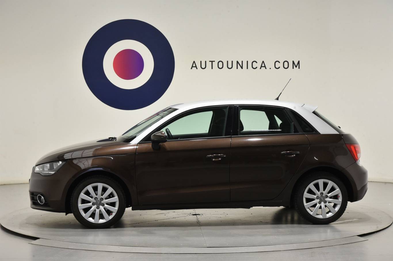 AUDI A1 32