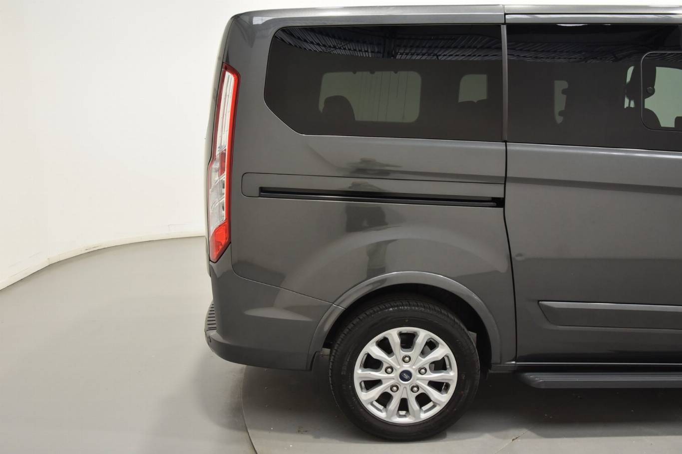 FORD Tourneo Custom 39