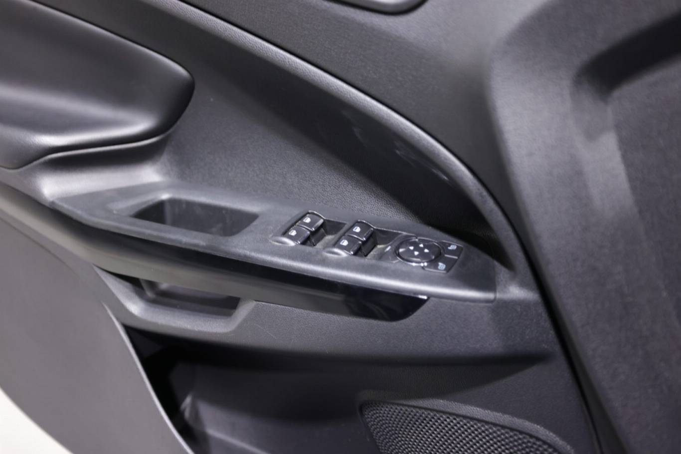 FORD EcoSport 25