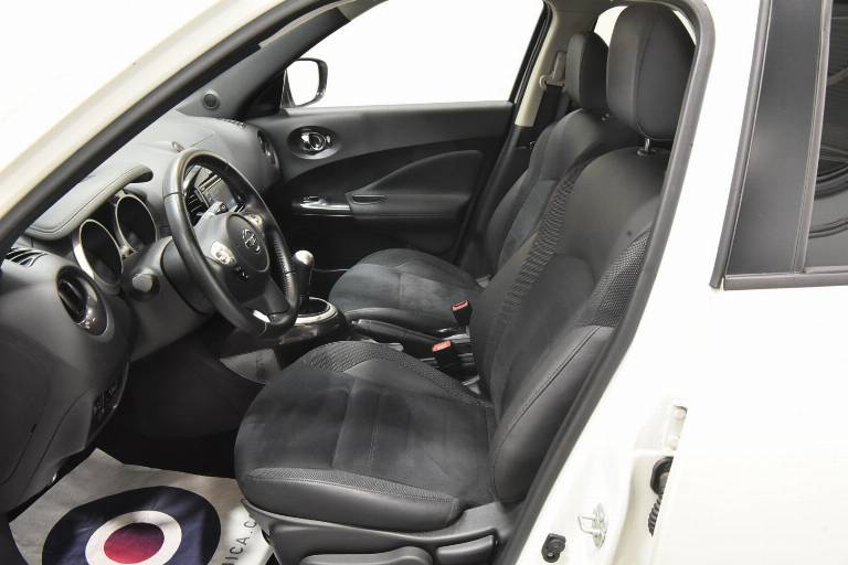 NISSAN Juke 4