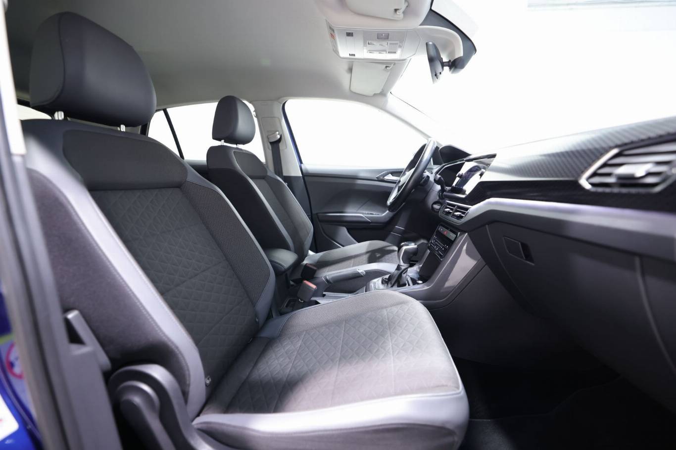 VOLKSWAGEN T-Cross 42