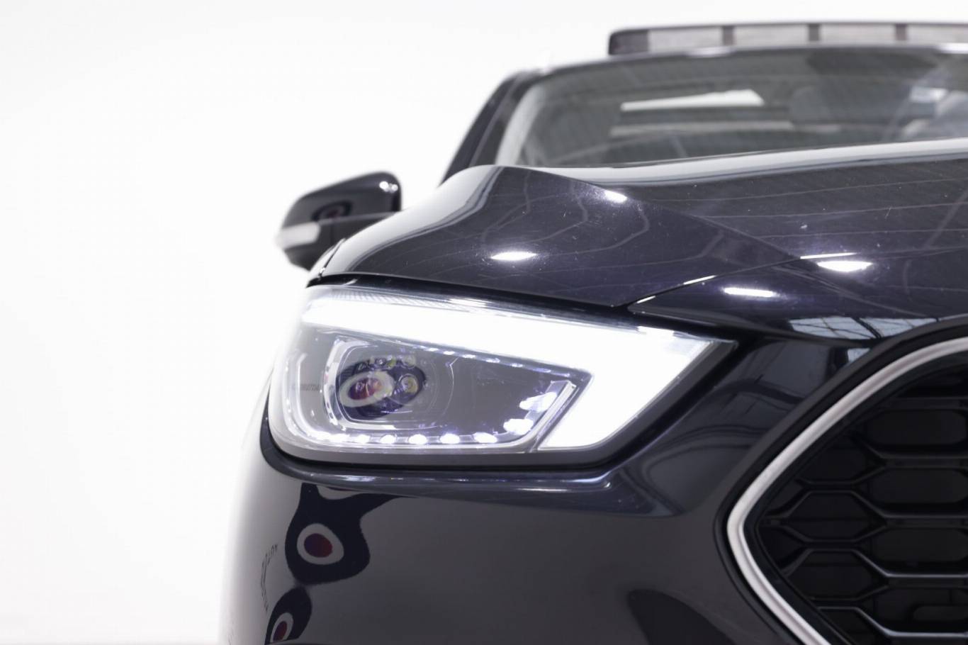 MG ZS 11