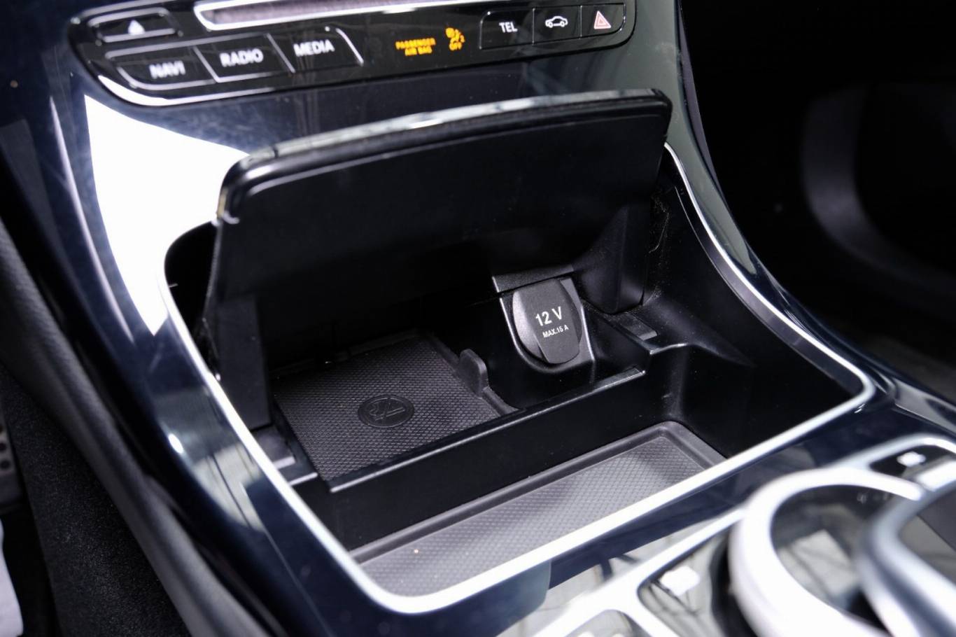 MERCEDES-BENZ C 220 29