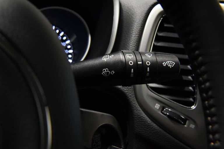 JEEP Compass 26
