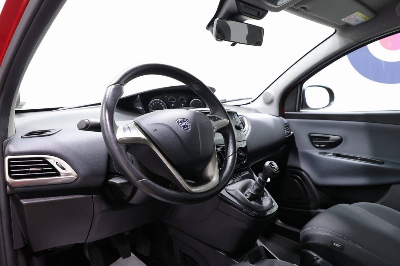 LANCIA Ypsilon 5