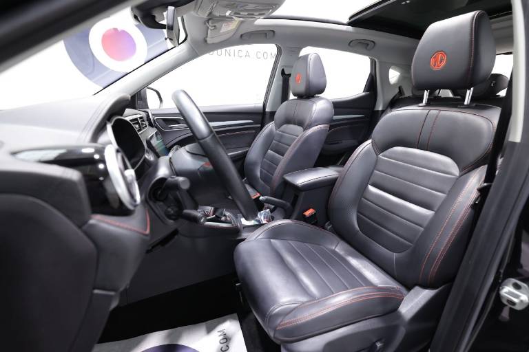MG ZS 6