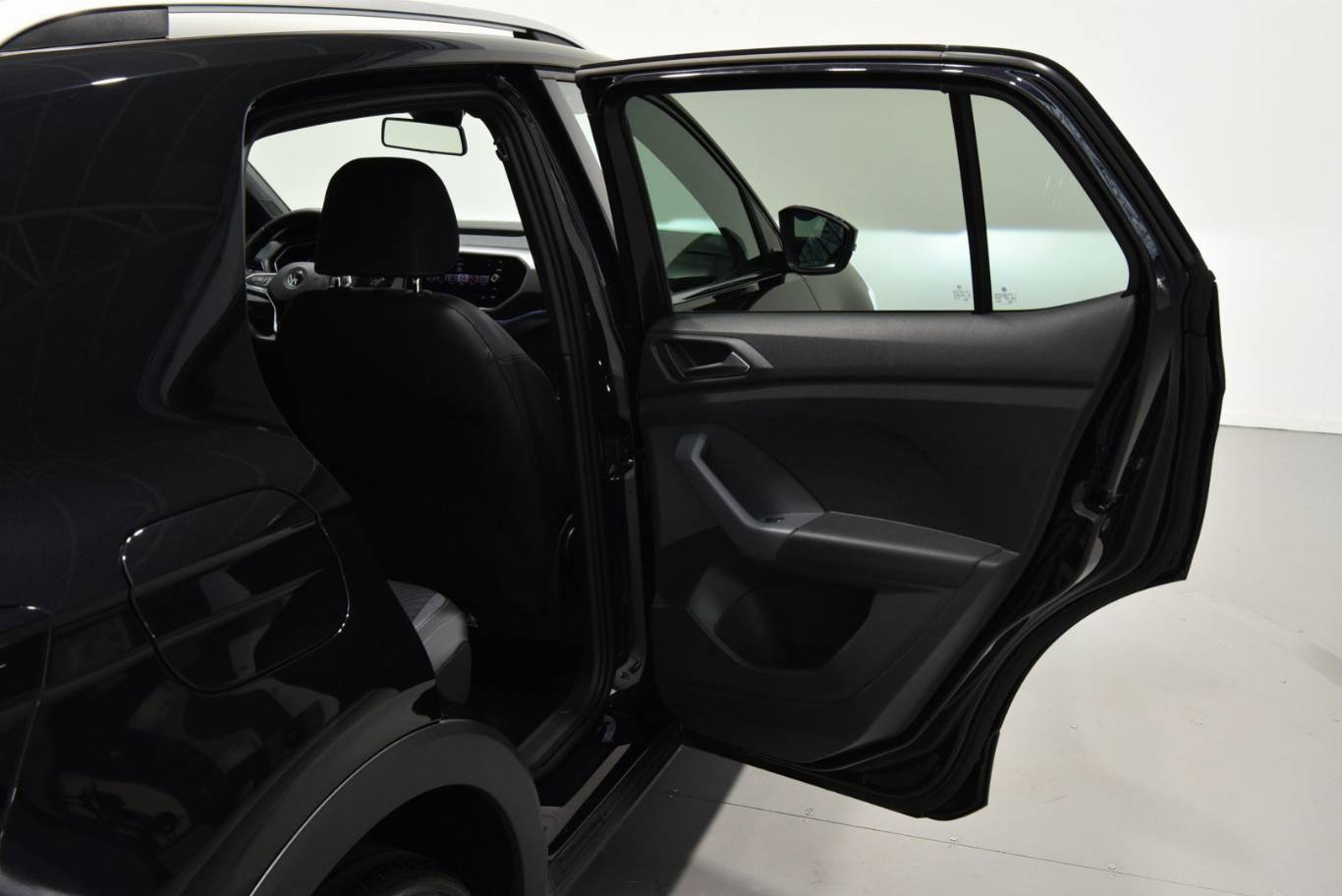 VOLKSWAGEN T-Cross 46