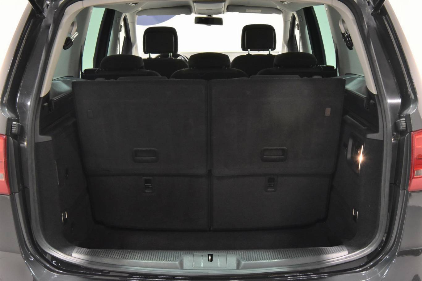 VOLKSWAGEN Sharan 59