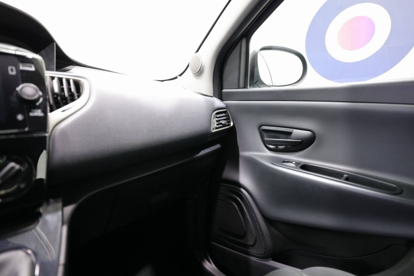 LANCIA Ypsilon 25