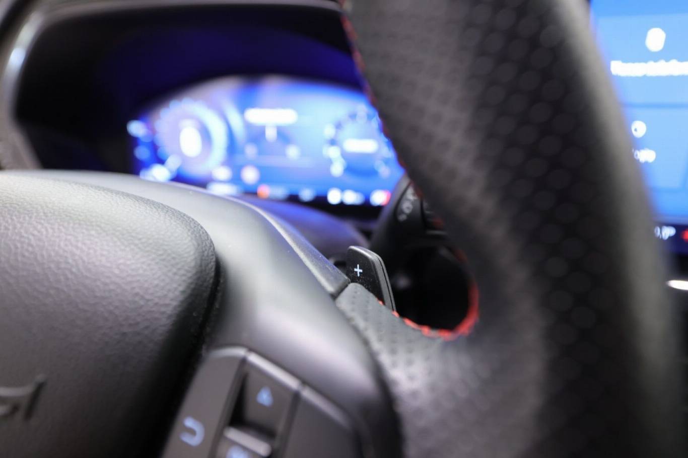 FORD Focus 25