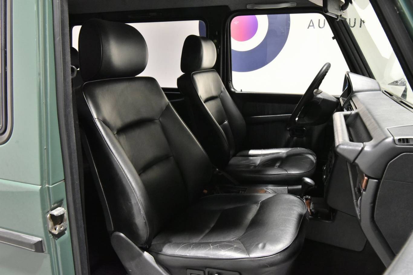 MERCEDES-BENZ G 320 21