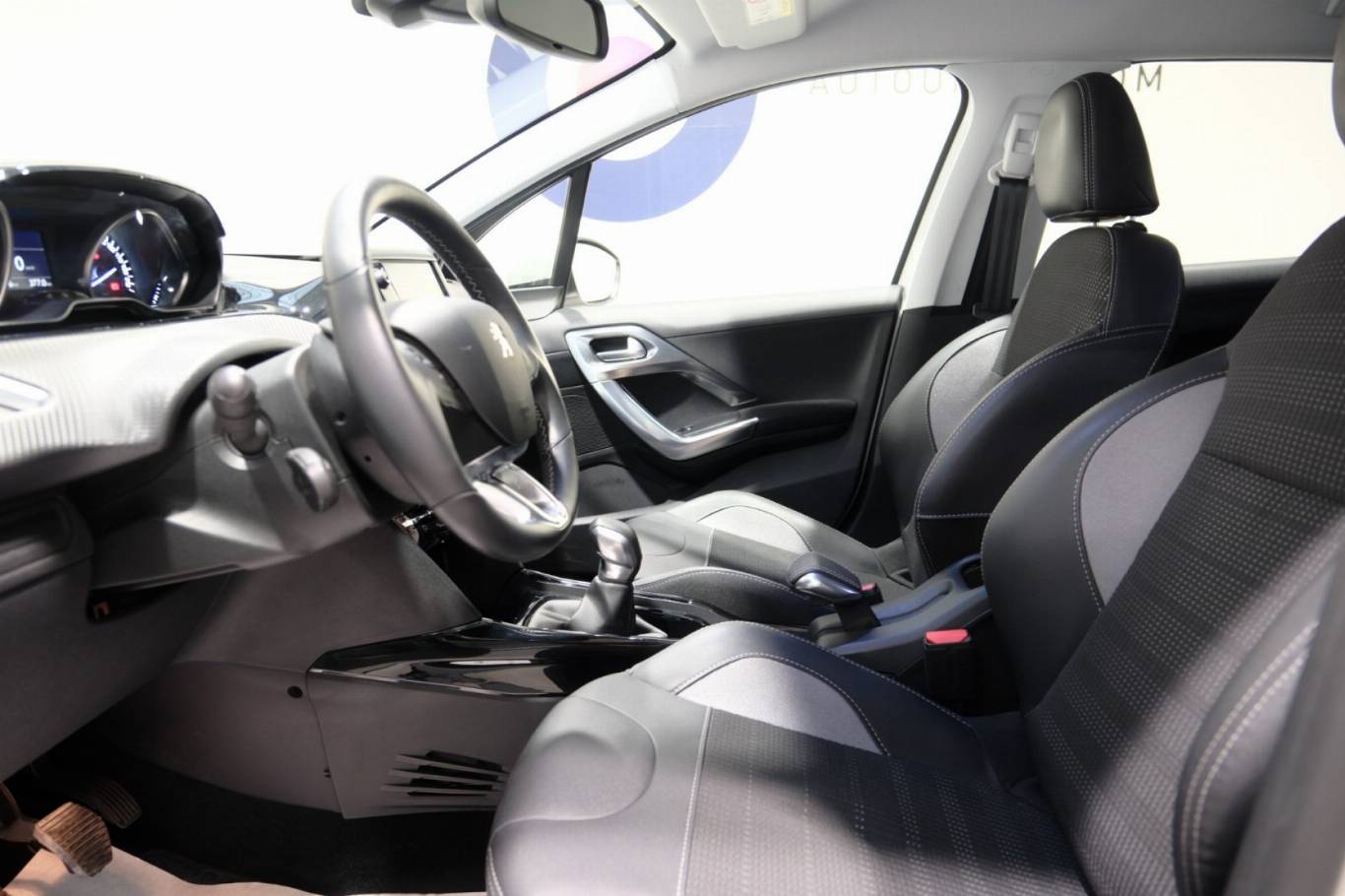 PEUGEOT 2008 20