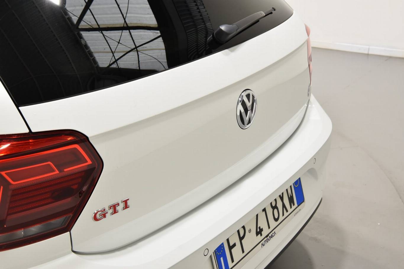 VOLKSWAGEN Polo GTI 51
